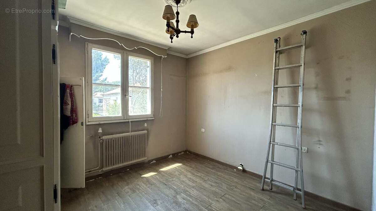 Maison 99 m² à Le Pontet  - photo 6