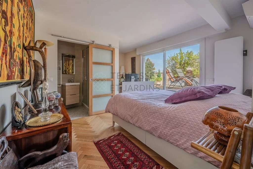 Appartement à PARIS-12E