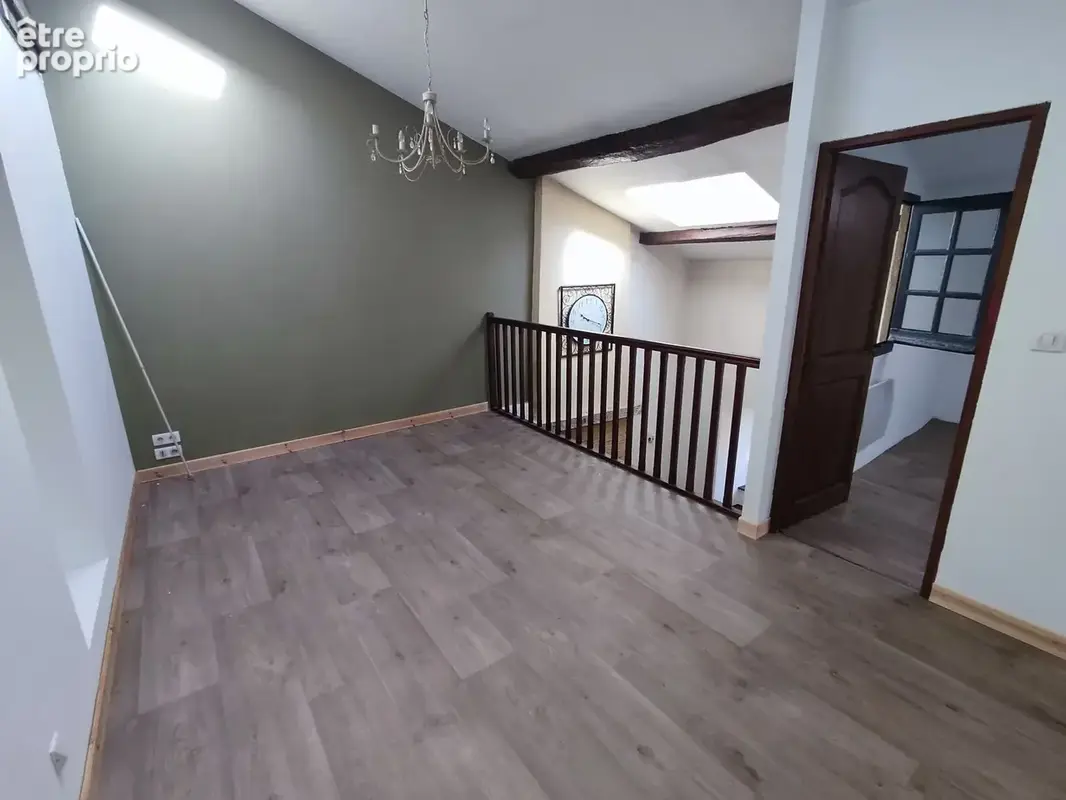 MEZZANINE
