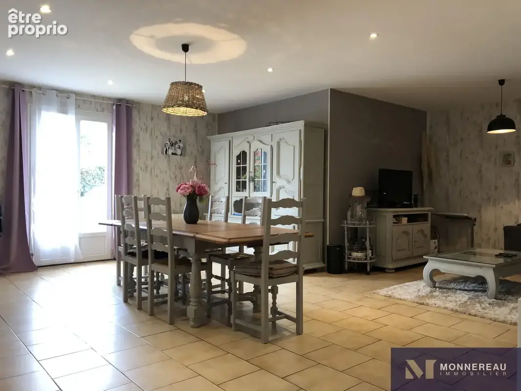 Maison de plain-pied avec cinq chambres - photo 6