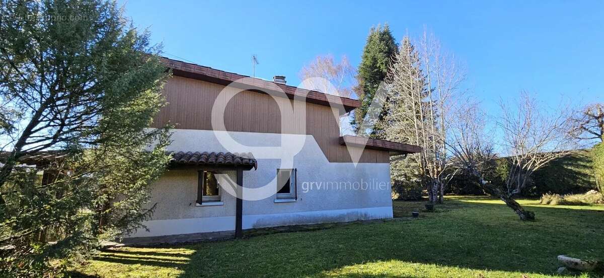 Maison à ARPAJON-SUR-CERE