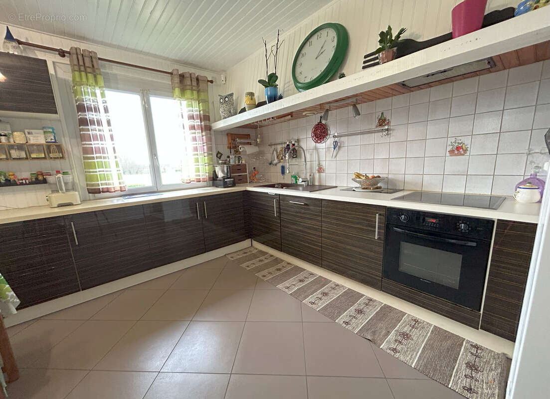 Maison à PONT-DE-VEYLE