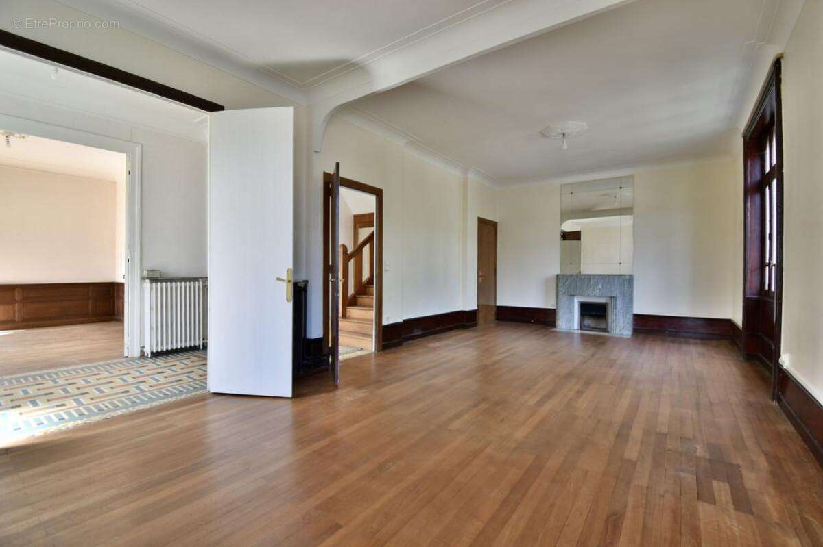 Maison 170 m² à Cholet  - photo 3