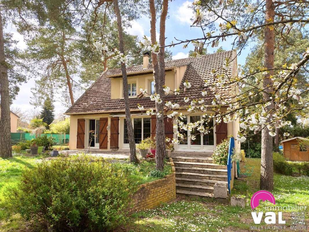 Maison à MILLY-LA-FORET