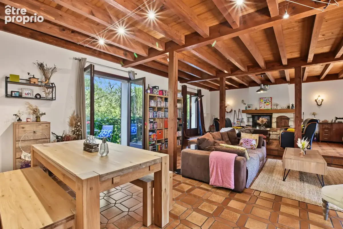 Grande maison familiale de 330 m² Carrez sur 1400 m² de terrain - 4 chambres, sous-sol complet et combles aménagés - photo 39