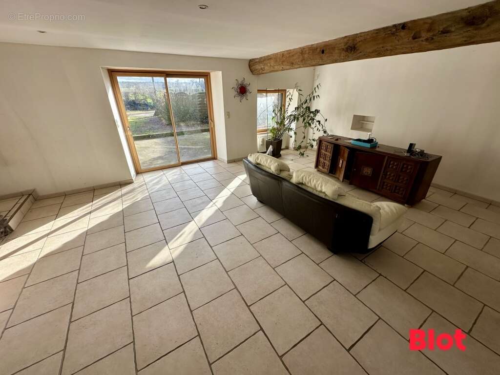 Maison à SAINT-MALON-SUR-MEL