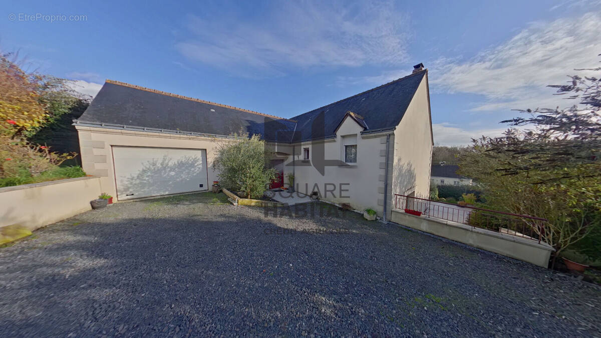 Maison à SAINT-EPAIN