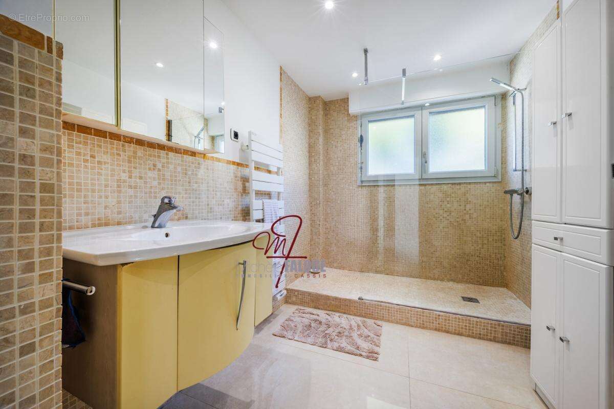 Appartement à CASSIS