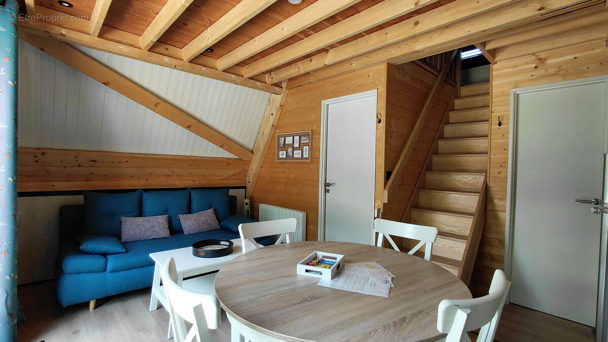 Ensemble de logements atypiques à Loray pour résidence principale ou location - photo 3