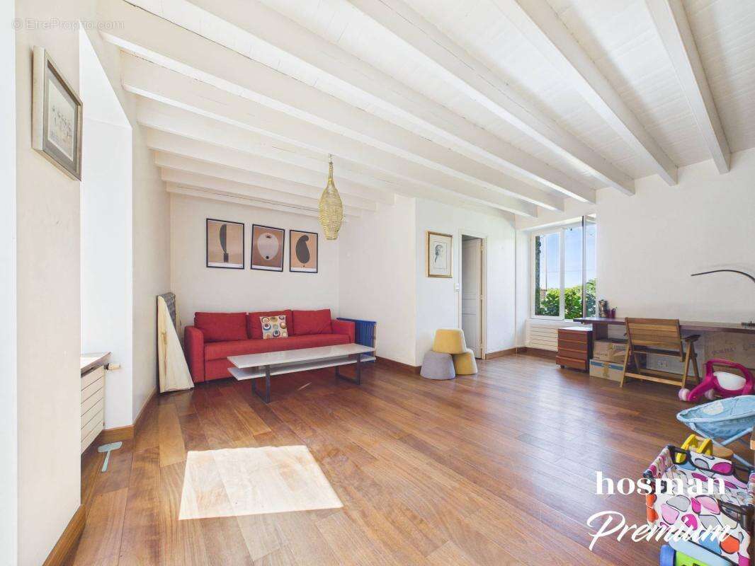 Maison à SAINT-MARS-DU-DESERT
