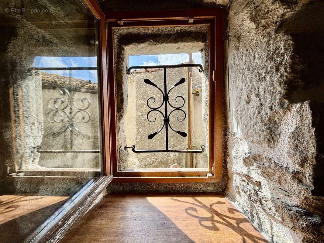 Maison à PEYRIAC-MINERVOIS