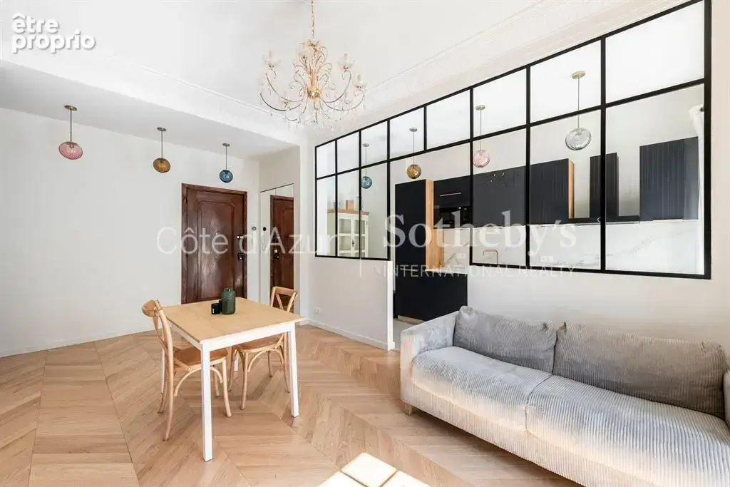 Nice Carré d’Or, appartement une chambre rénové avec balcon rue François 1er - photo 3