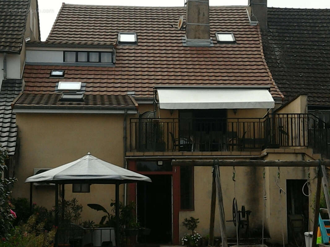 Maison à TOULON-SUR-ARROUX