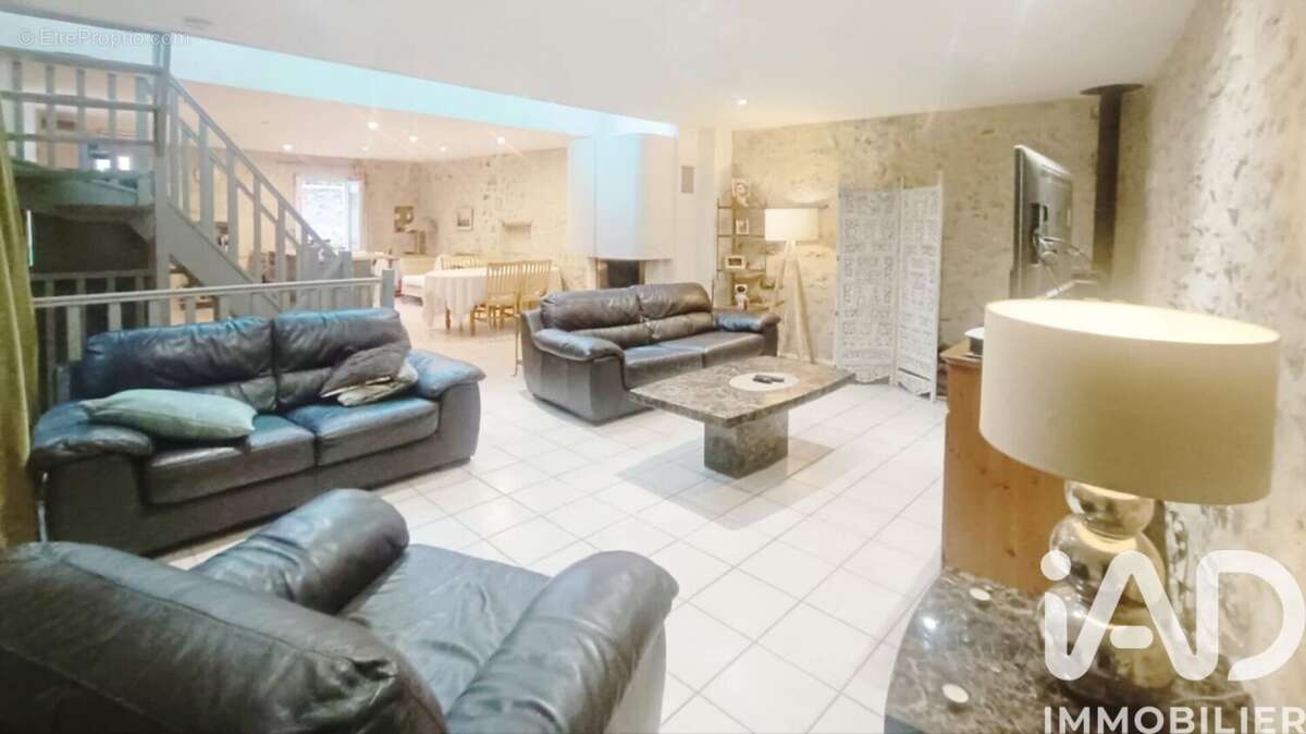 Photo 5 - Maison à POUZOLLES