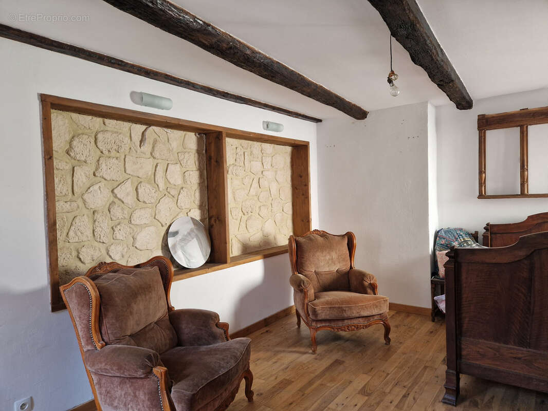 Maison à SAINT-PONS-DE-THOMIERES