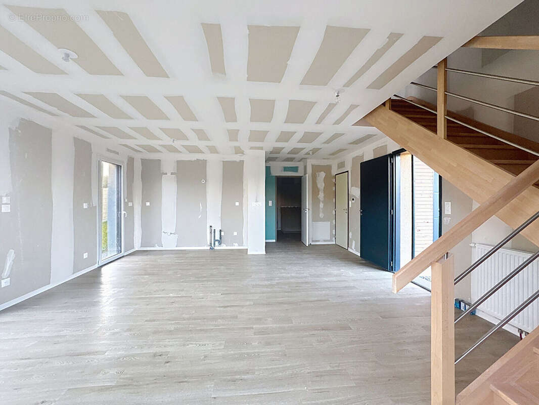 Maison à SAINT-AUBIN-D'ARQUENAY