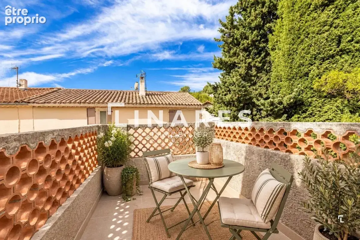 Appartement à PEYPIN