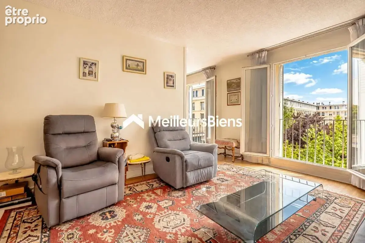 Appartement à MONTROUGE