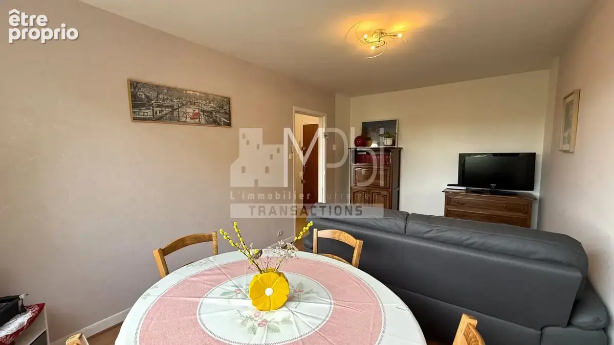Appartement 2 pièces 45 m² à vendre à Peronnas (01960) - photo 3