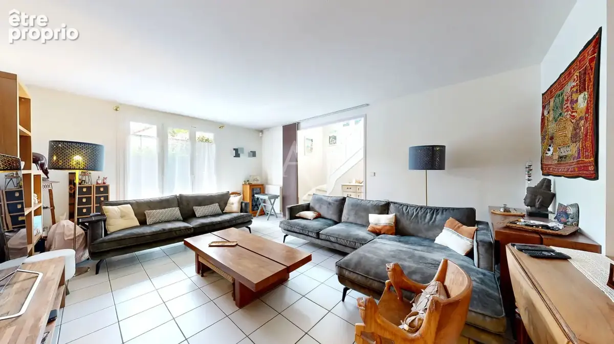 A vendre à Vauréal belle et grande maison familiale de 7 pièces sur terrain de 471 m2 - photo 3