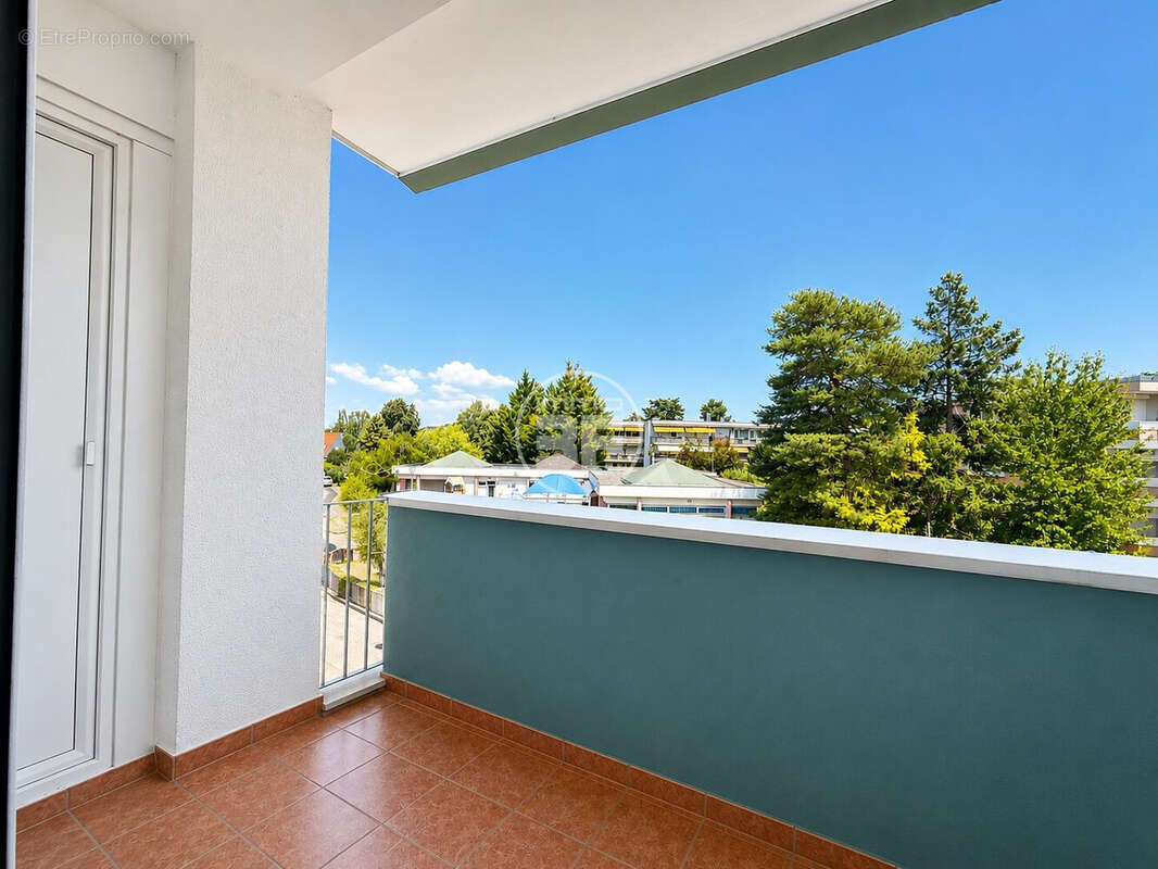 Appartement 65 m² à Saint-Louis  - photo 2
