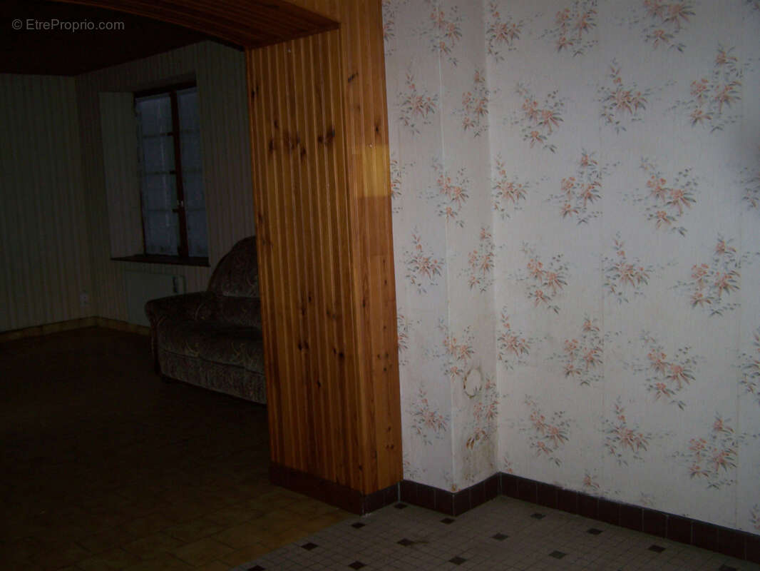 Maison à POULIGNY-NOTRE-DAME