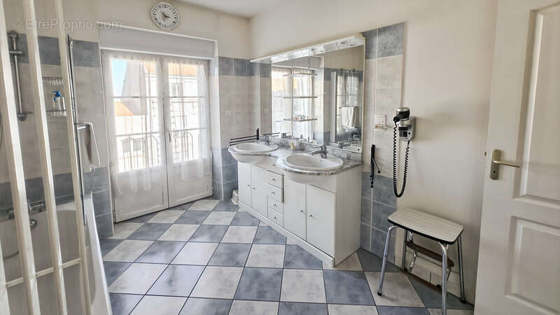 Appartement à VICHY