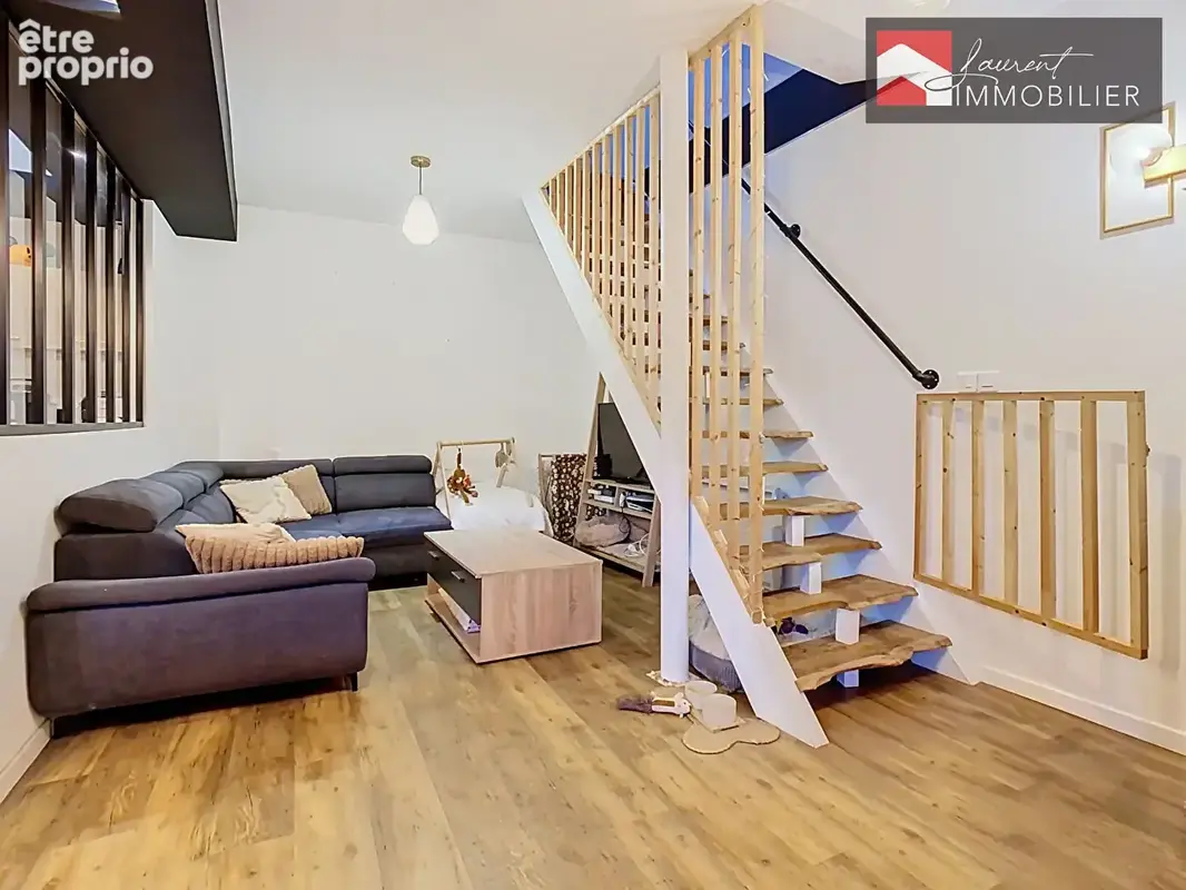 Appartement en Duplex, 3 Chambres + Terrasse abritée et Double Garage - photo 3