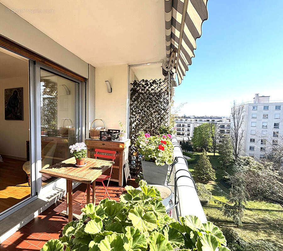 Appartement à LEVALLOIS-PERRET