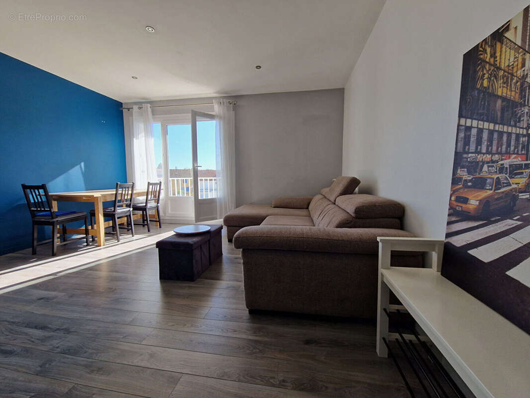 Appartement à SAINT-SEBASTIEN-SUR-LOIRE