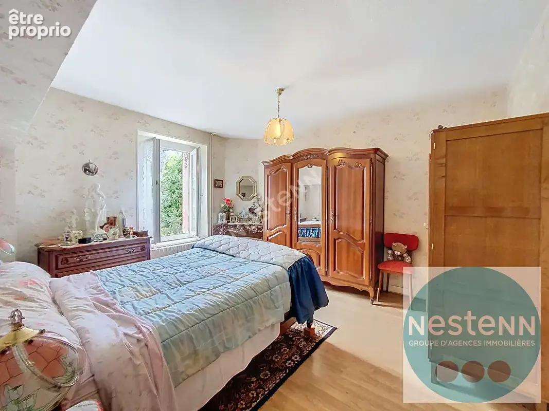 Maison de plain-pied à rénover - Beau potentiel au coeur de Saint-Gervais-la-Forêt - photo 4