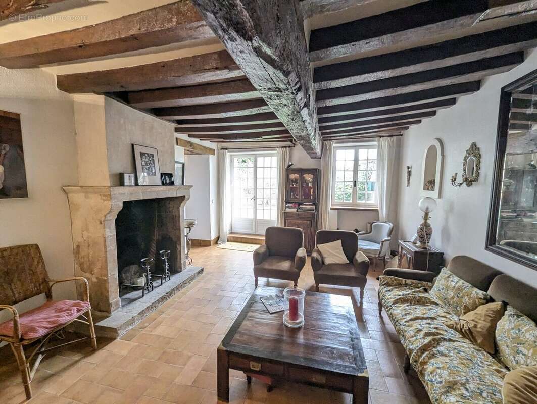 Maison à PLAISIR