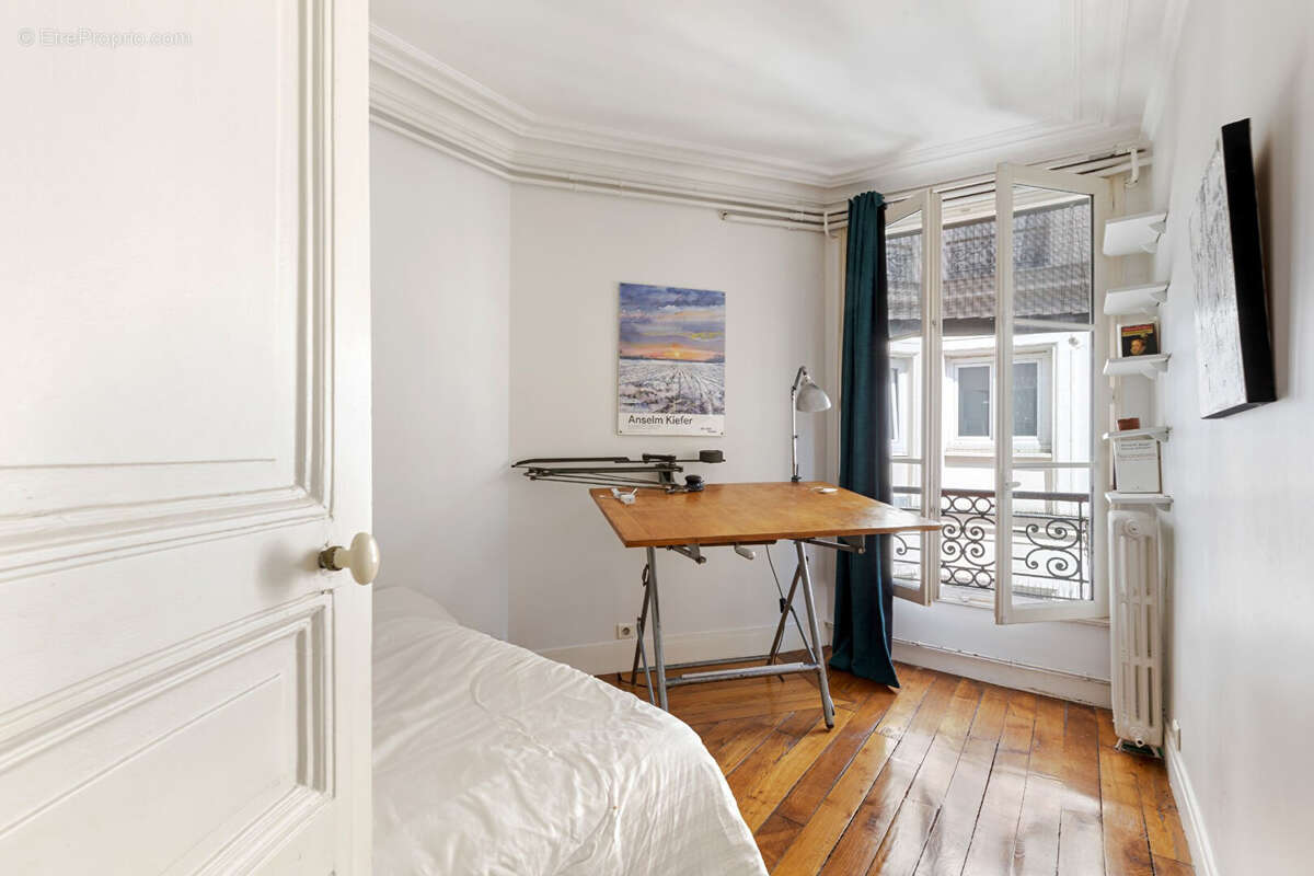 Appartement à PARIS-3E