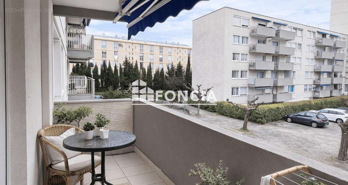 Appartement à NIMES