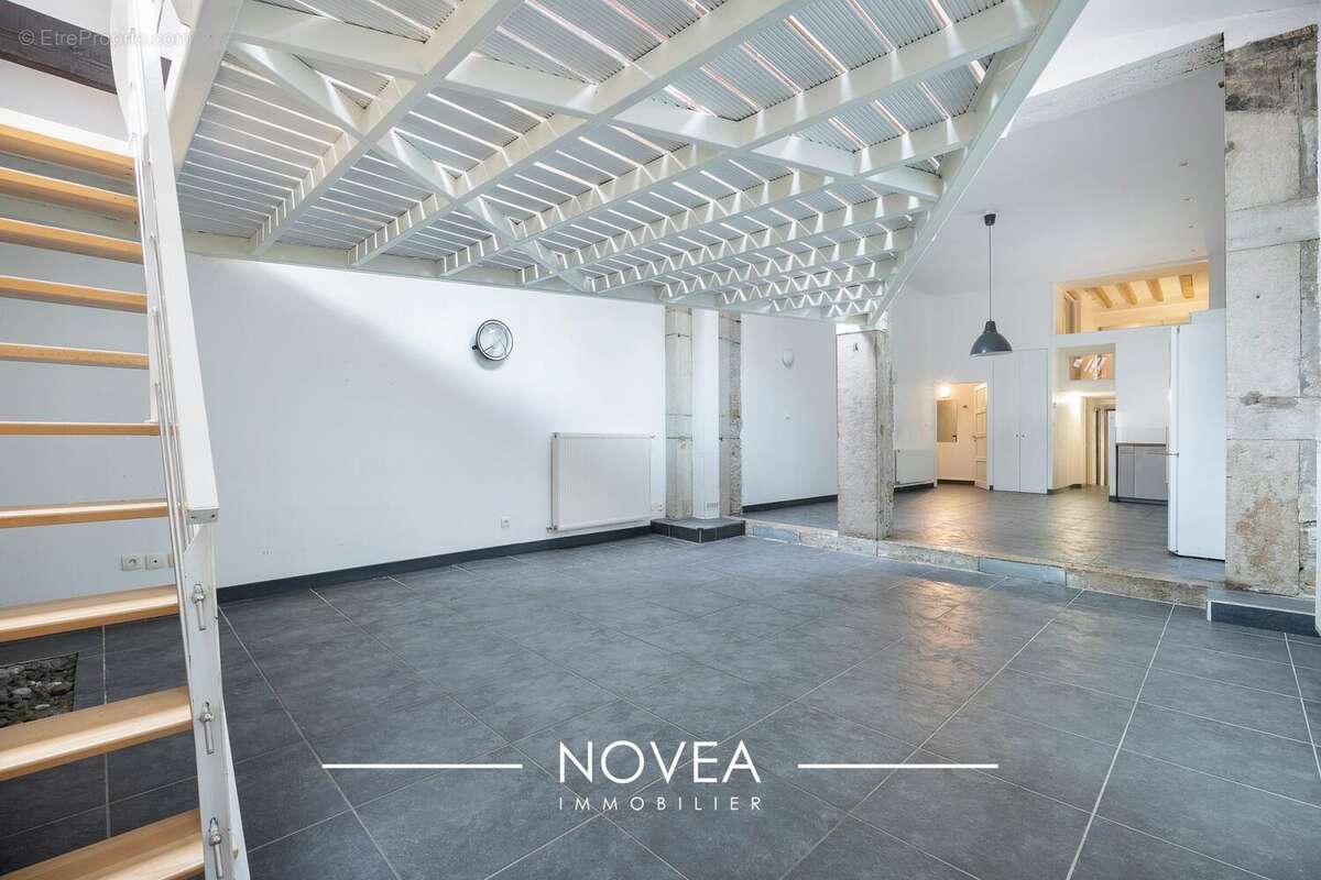 Appartement à LYON-6E