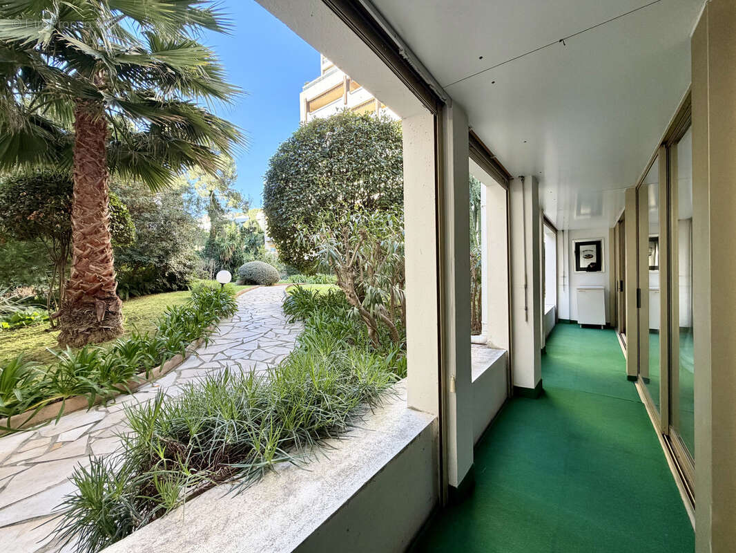 Appartement à MENTON