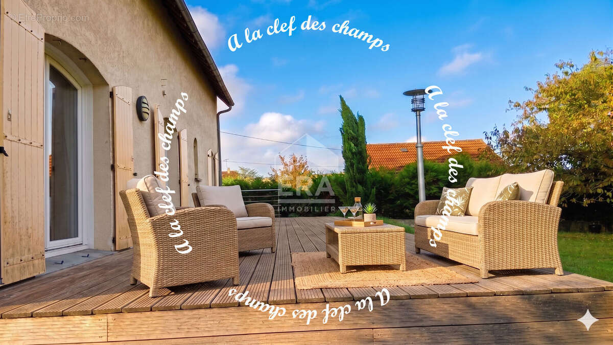 Maison à SAINT-REMY-LES-CHEVREUSE