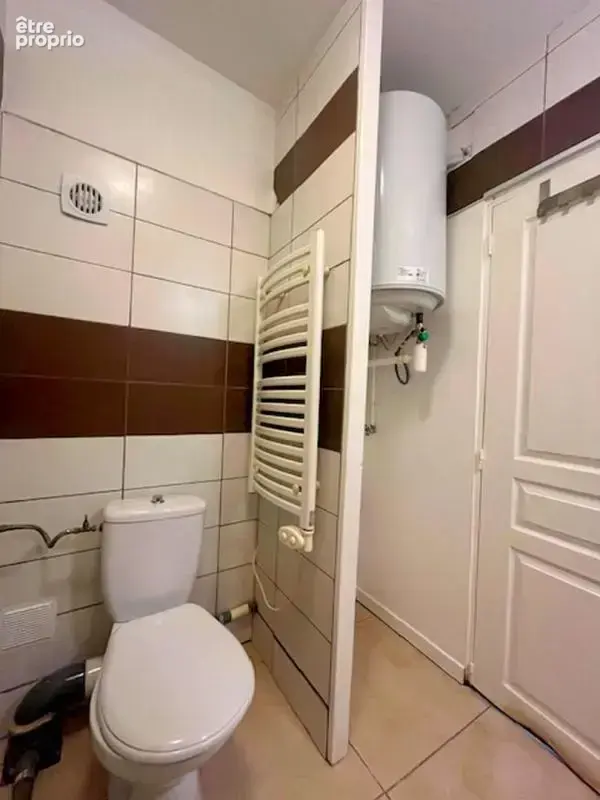 Studio rénové, lumineux et au calme ? Idéal premier achat ou investissement - photo 14