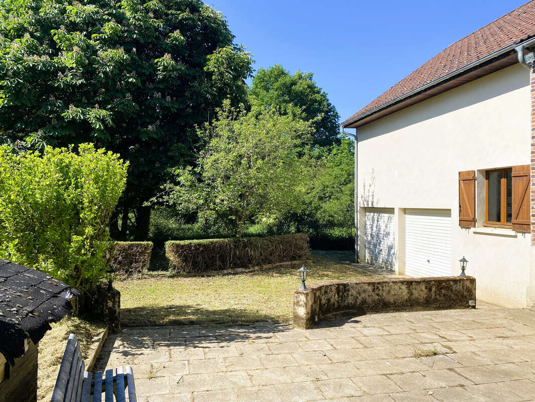 Maison 171 m² à Vernoy  - photo 3