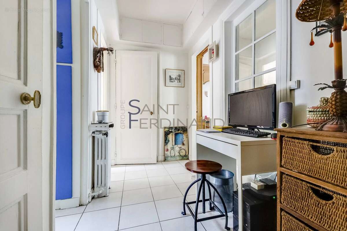 Appartement à PARIS-12E