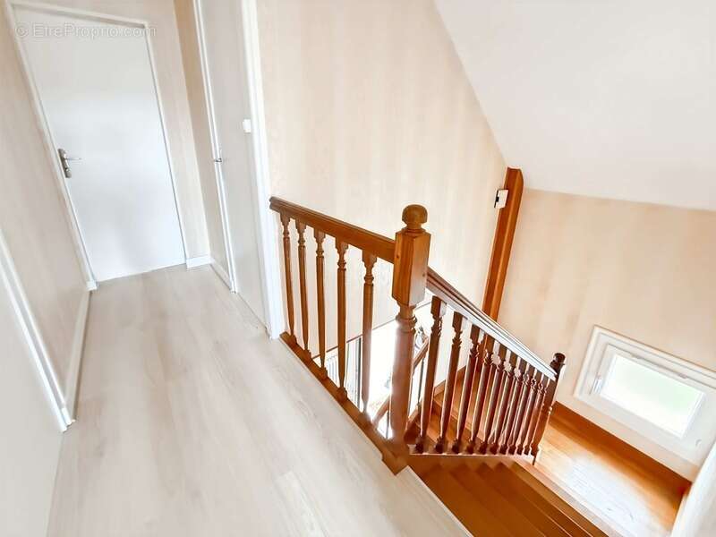 Maison à CHATELLERAULT