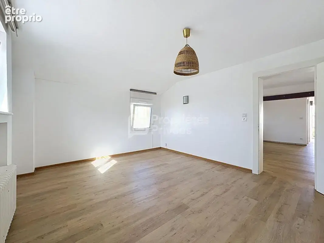 Metz-sablon ? maison individuelle avec appartement indépendant, jardin et 5 garages - photo 18
