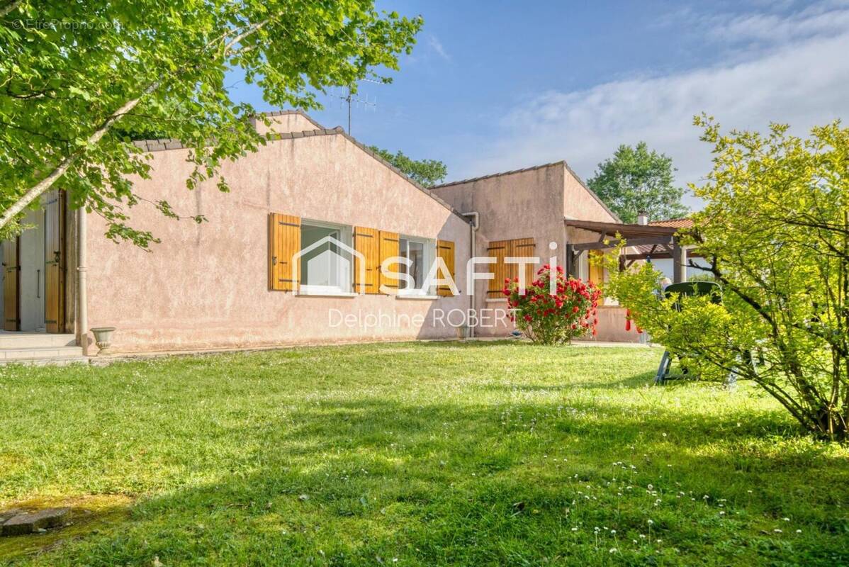 Photo 1 - Maison à SAINT-GEORGES-DES-COTEAUX