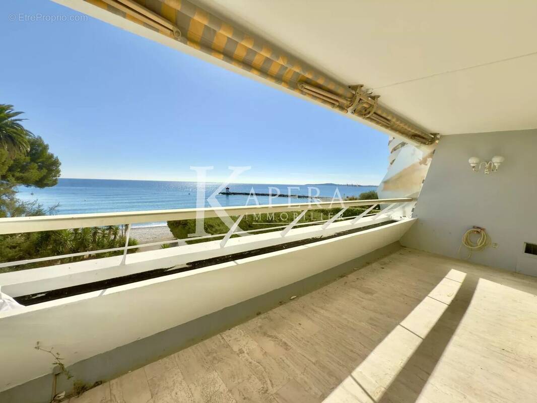 Appartement à VILLENEUVE-LOUBET