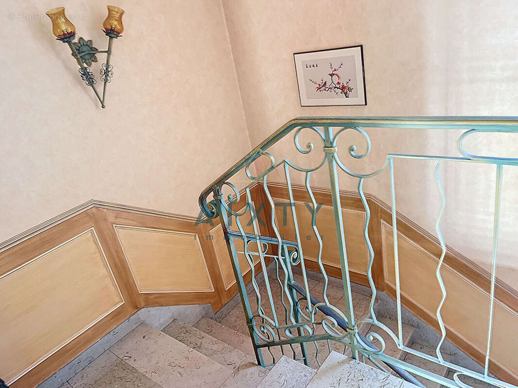 Maison à CADENET