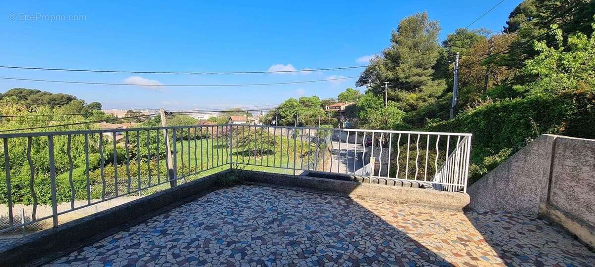 Maison à MARSEILLE-10E