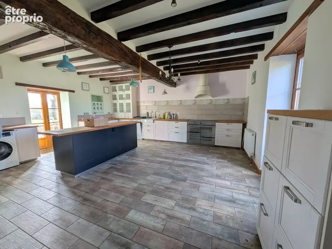 Propriété unique avec étang de pêche, maison d’amis indépendante et fort potentiel touristique - photo 4