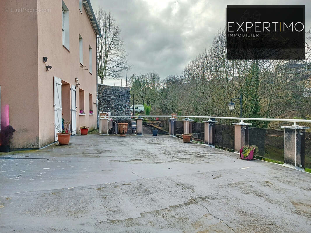 Maison à CASSAGNES-BEGONHES