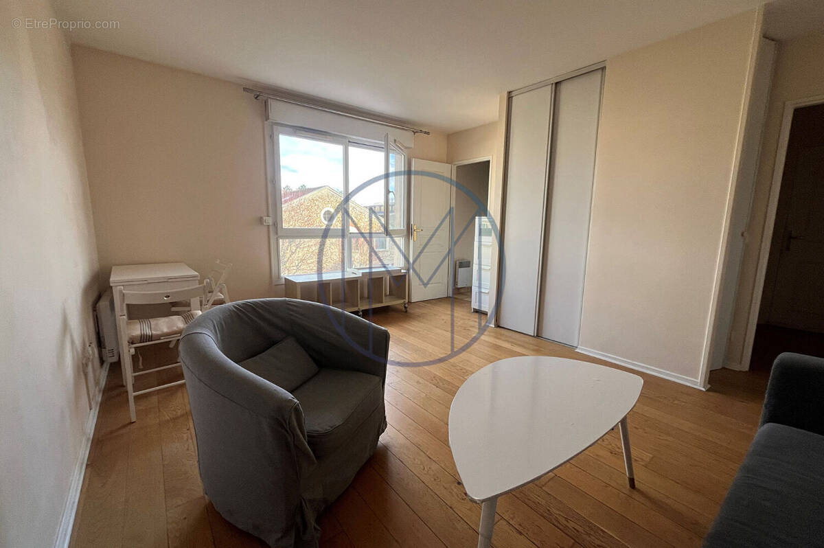 Appartement à VERSAILLES