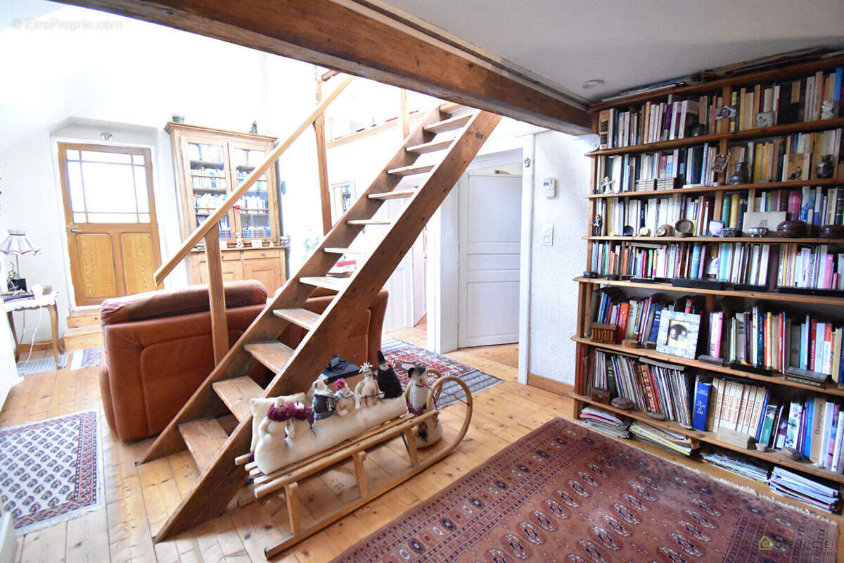 Maison à VEXAINCOURT